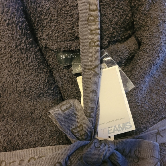 🍒NWT🍒 BAREFOOT DREAMS COZYCHIC RIBBED UNISEX ROBE - Picture 7 of 7